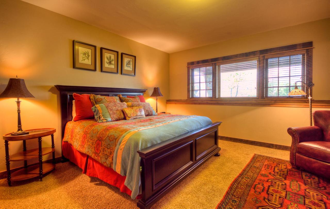 Antler Ridge Lodge Big Sky Bagian luar foto