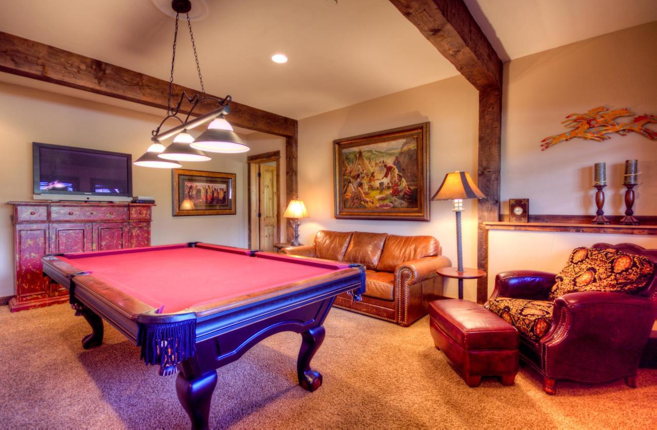 Antler Ridge Lodge Big Sky Bagian luar foto