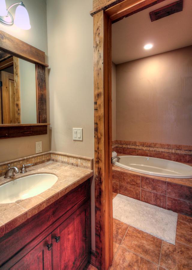 Antler Ridge Lodge Big Sky Bagian luar foto