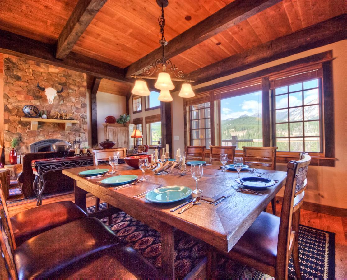 Antler Ridge Lodge Big Sky Bagian luar foto